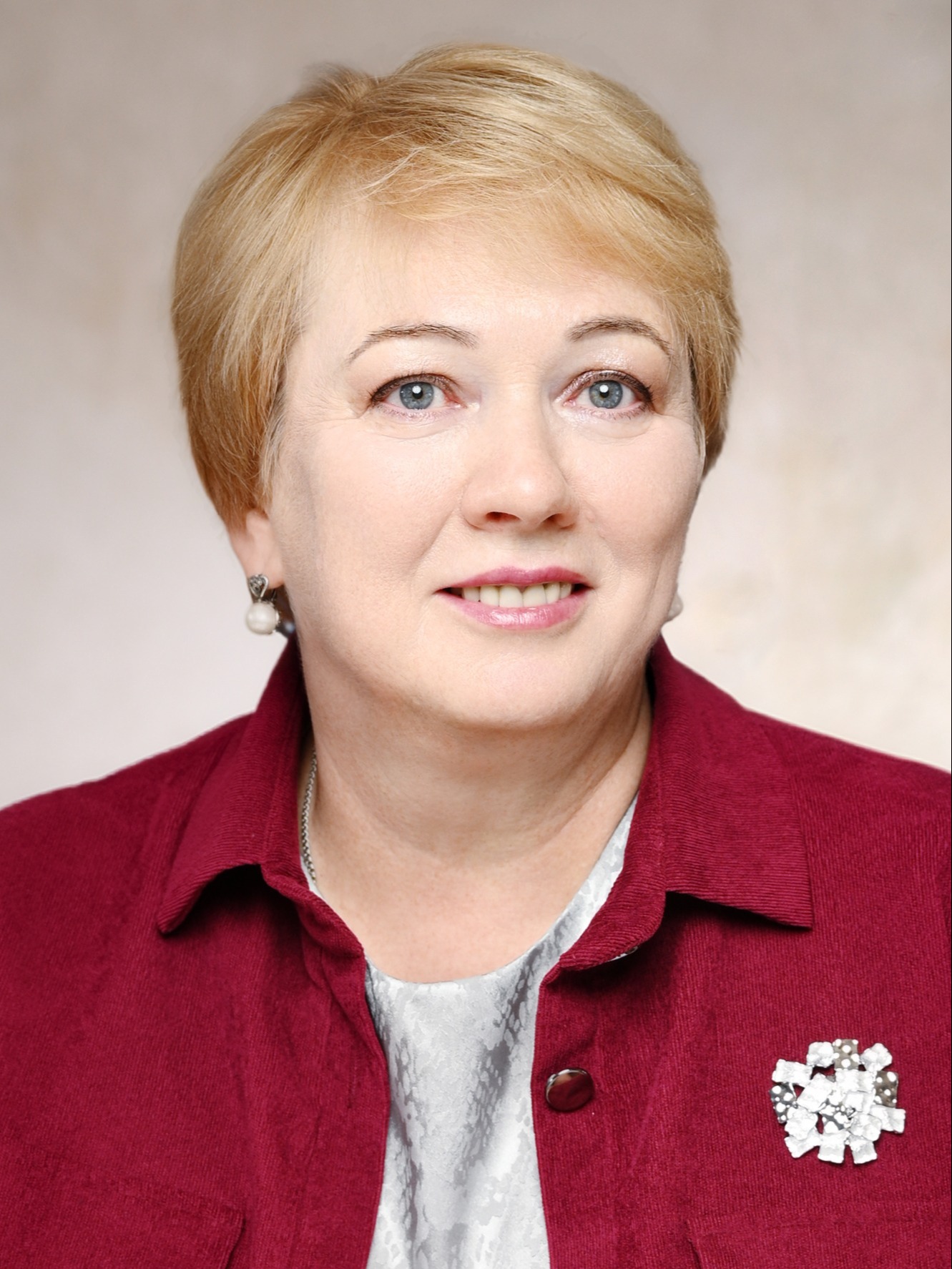 Шмидт Лариса Юрьевна.